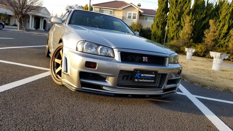 Immaculate BNR34 Vspec in Grey